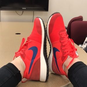 nike internationalists